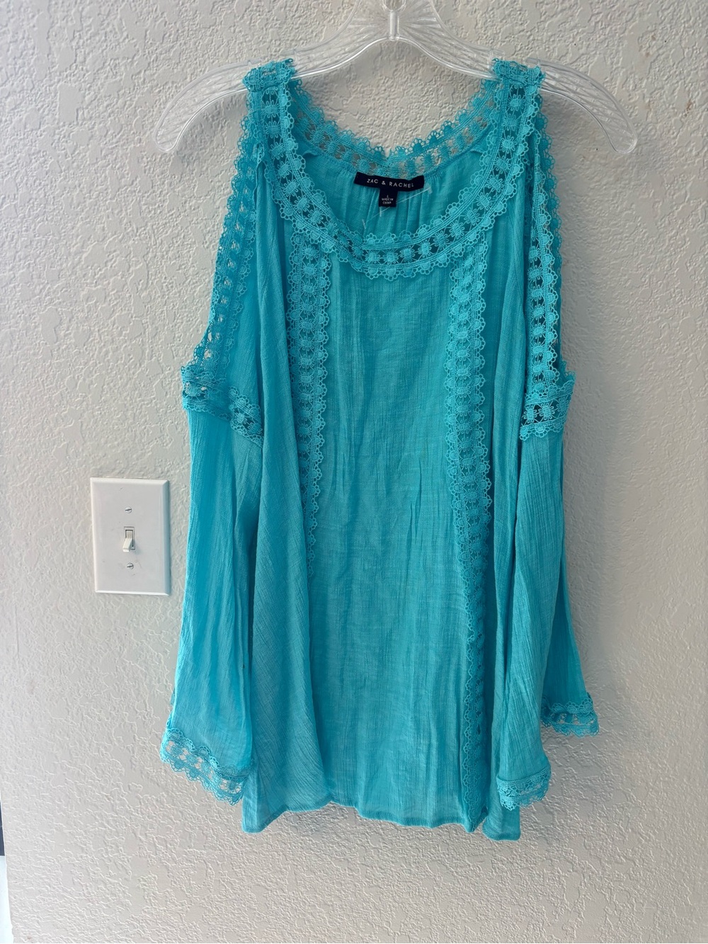 Zac&Rachel Turquoise Crochet-Trim Cold-Shoulder Tunic Top size Large